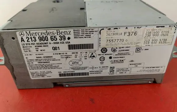 Mercedes-Benz E W213 Navigation unit CD/DVD player A2139006539