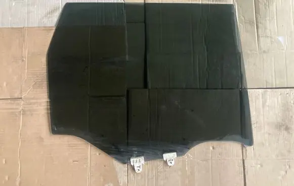Nissan X-Trail T31 Rear door window glass 43R007953 M2L3SAS3