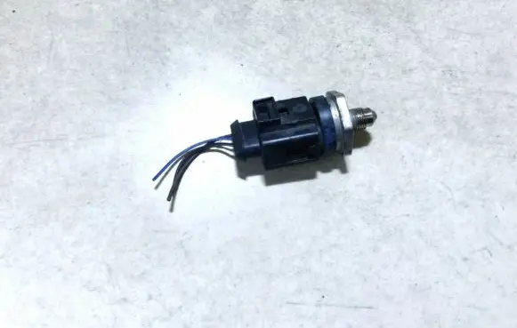 Fuel pressure sensor
