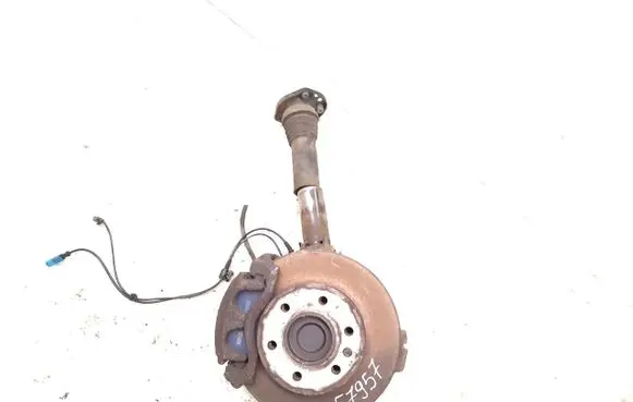 Volkswagen Crafter Front wheel hub spindle knuckle