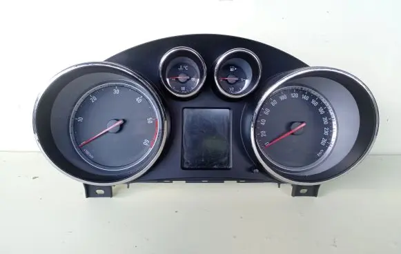 Opel Insignia A Speedometer (instrument cluster) 20980570 365903926