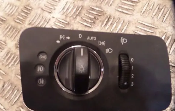 Mercedes-Benz CLS C218 X218 Other switches/knobs/shifts A2195450304CLS