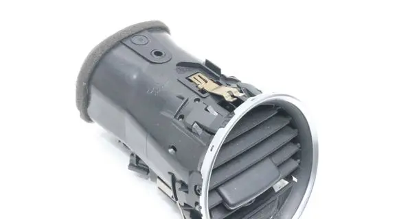 Mercedes-Benz C W204 Dashboard air vent grill cover trim A2048306654