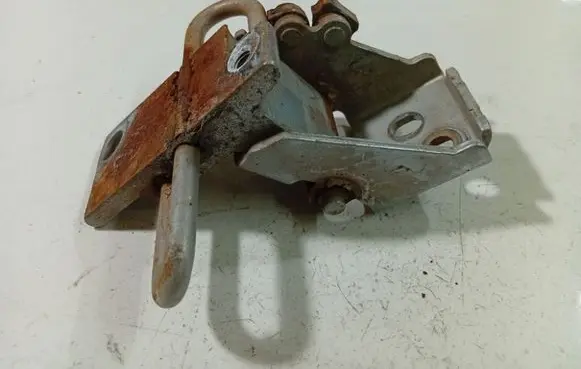 Audi A4 S4 B5 8D Front door upper hinge 
