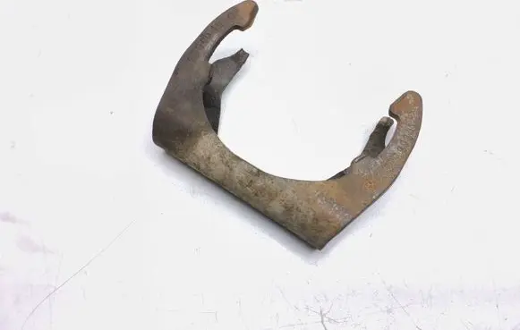 Mercedes-Benz E W211 Muffler pipe connector clamp A0009931715