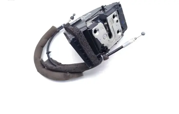 Nissan Juke I F15 Rear door lock 