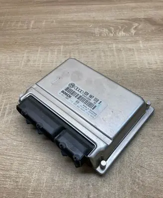 Audi A4 S4 B5 8D Engine control unit/module ECU 8D0907558B 0261204774