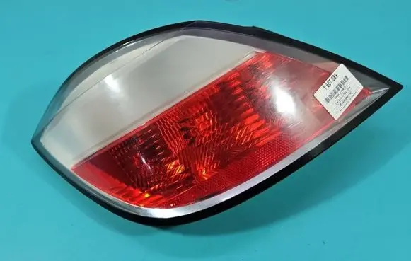 Opel Astra H Rear/tail lights IMPRK1607089