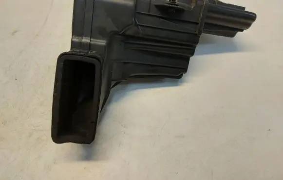 Intake resonator