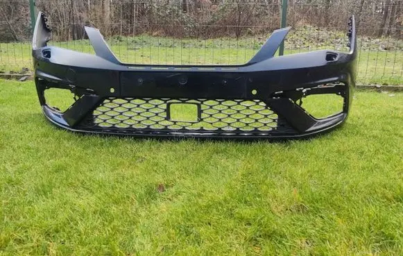 Seat Leon (5F) Front bumper 5F0807221AB