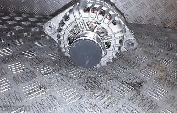 Opel Insignia A Generator/alternator 
