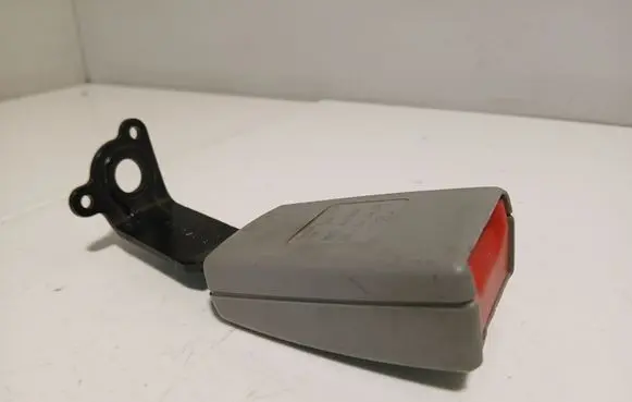 Audi A8 S8 D3 4E Rear seatbelt buckle 4E0857740A