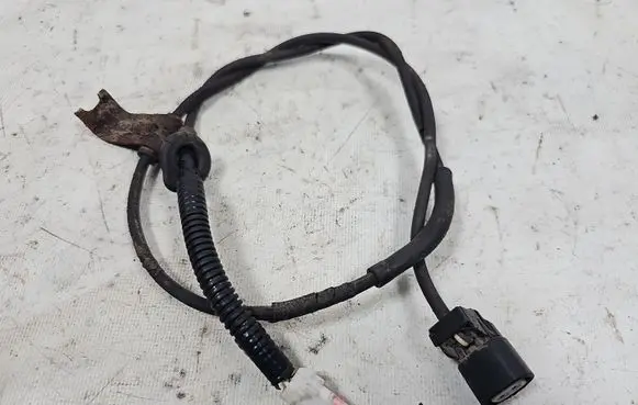 Toyota Corolla Verso AR10 Rear ABS sensor wiring