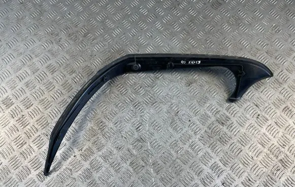 Mercedes-Benz E W213 Other trunk/boot trim element A2136908204