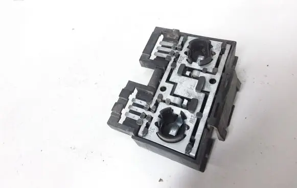 Tail light part