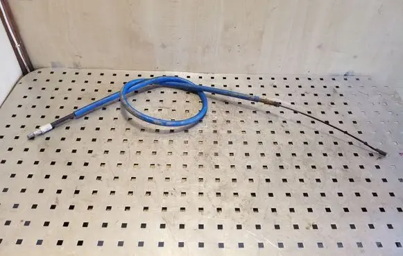 Handbrake/parking brake wiring cable