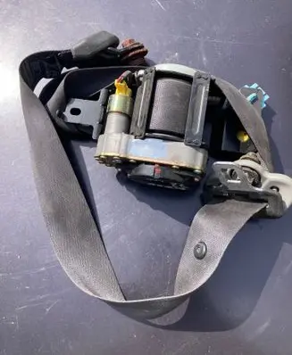 Honda Accord Front seatbelt 040687040687