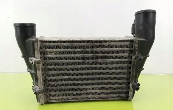 Audi A6 S6 C5 4B Intercooler radiator 058145805B