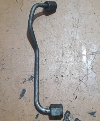 Hyundai H-1, Starex, Satellite Fuel injector supply line/pipe 