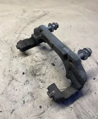 BMW 5 F10 F11 Front brake caliper GJS928
