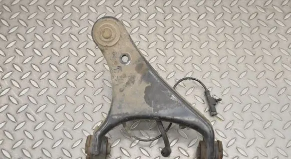 Land Rover Discovery 4 - LR4 Front upper control arm/wishbone 