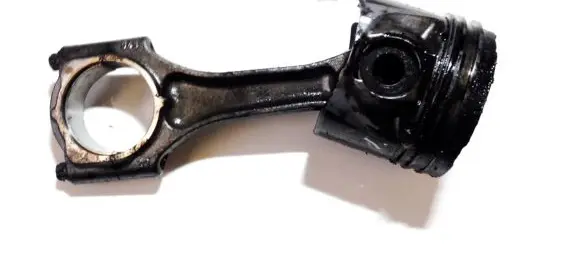 Piston with connecting rod