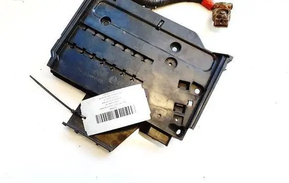 Ford Focus Positive cable (battery) AV6T14A067BC