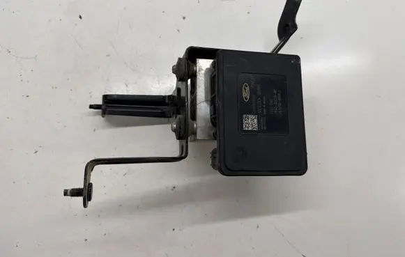 Ford Mustang VI ABS Pump FR3C2C405BD