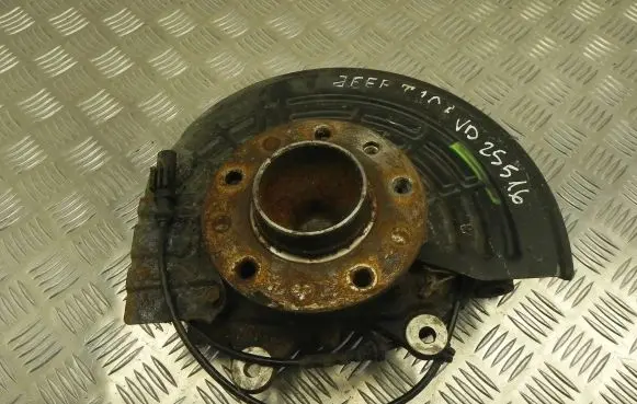 Jeep Renegade Front wheel hub RH5M