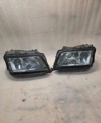 Audi A8 S8 D2 4D Headlights/headlamps set 