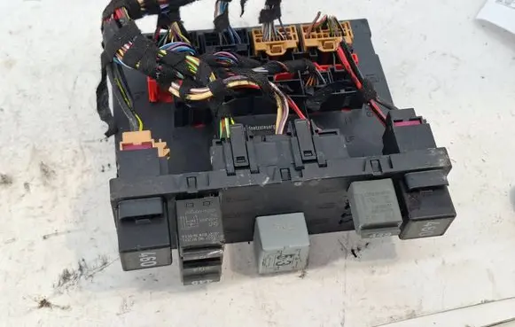 Audi TT TTS Mk2 Comfort/convenience module 8P0907279K H54S2501 F005V00584