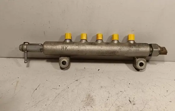Nissan Navara D40 Fuel main line pipe 09J04808 0650