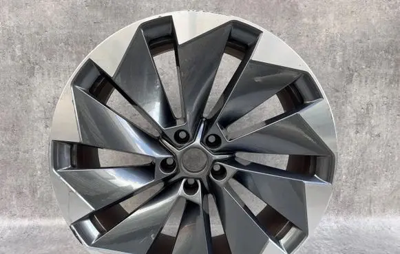 Skoda Enyaq iV R21 alloy rim 