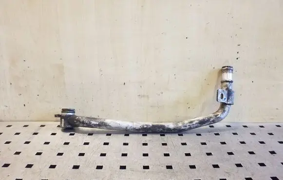 Audi Q7 4L Engine coolant pipe/hose 059121075DJ