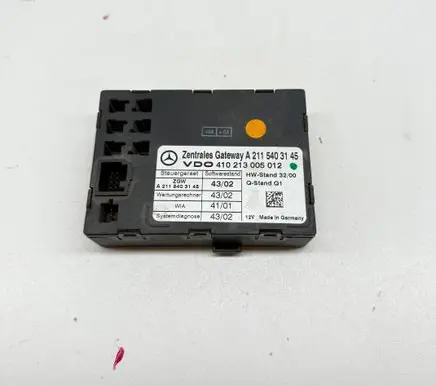 Mercedes-Benz E W211 Gateway control module A2115403145 410213005012
