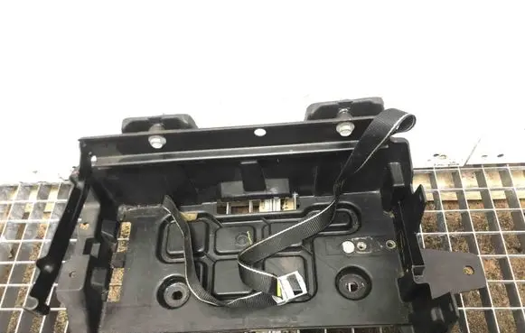 Dodge Charger Battery box tray 05112061