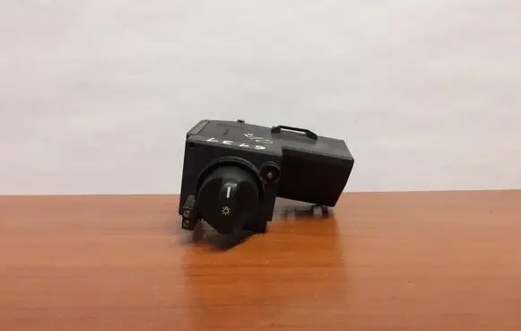 Mercedes-Benz E W210 Light switch 6131 2105450104