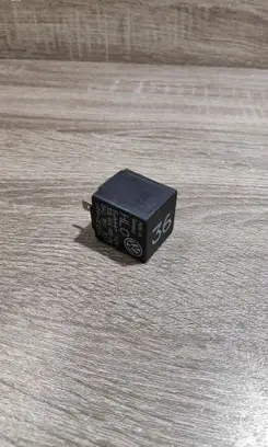 Volkswagen Golf IV Other relay 3A0951307 3SB00488504