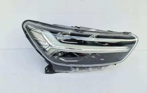 Volvo XC40 Headlight/headlamp