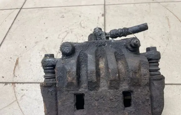 Subaru Outback Front brake caliper