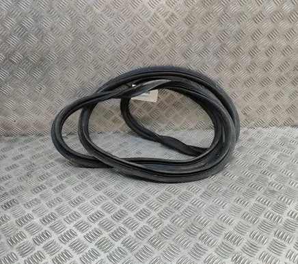 Mercedes-Benz GLE W167 Trunk rubber seal (body) A1677408300