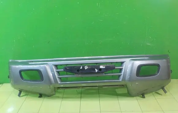 Volvo C30 Front bumper PRZOD WP100