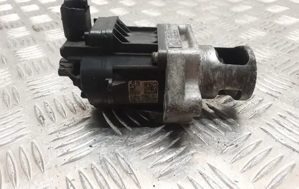Opel Insignia A EGR valve 55566052