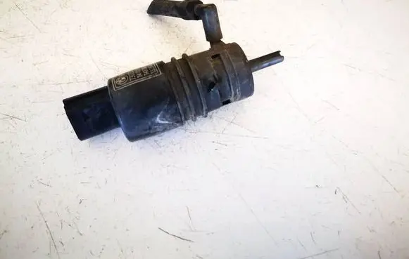 BMW 6 E63 E64 Windscreen/windshield washer pump 730258901