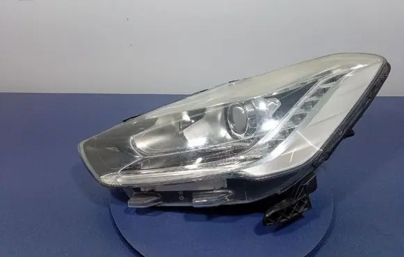 Citroen DS5 Headlight/headlamp 9802086680