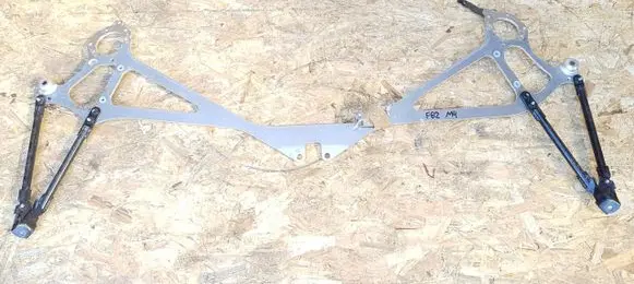 BMW M4 F82 F83 Front strut bar 
