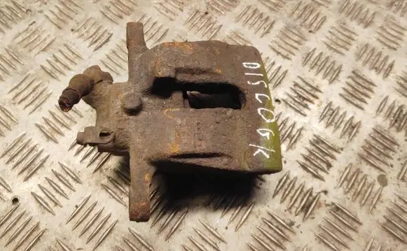 Land Rover Discovery 3 - LR3 Rear brake caliper