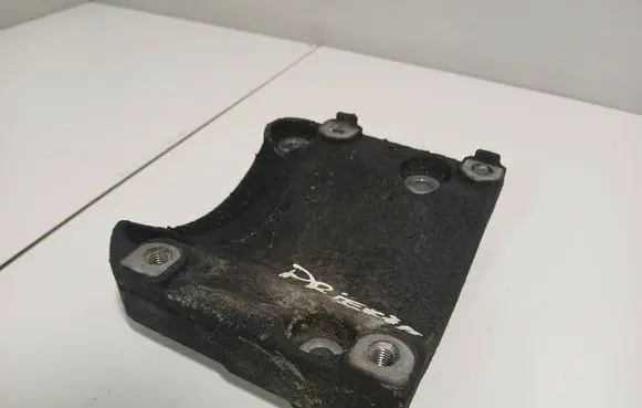 Honda Accord A/C compressor mount bracket 