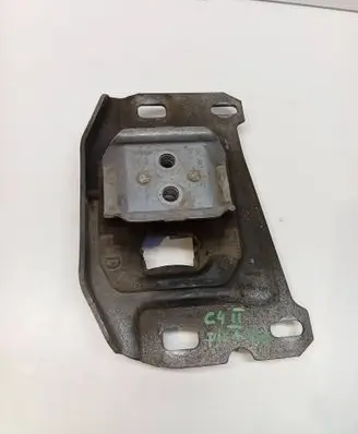 Citroen C4 II Picasso Gearbox mounting bracket 9673768580