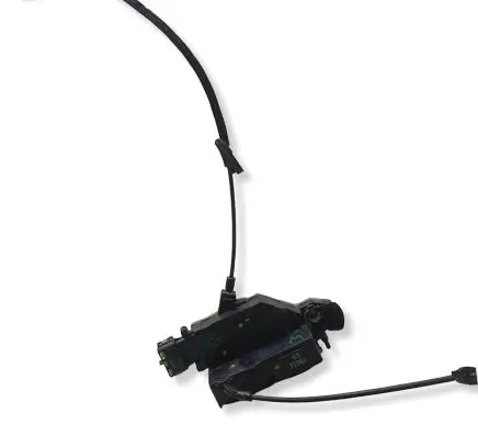 Peugeot 207 Rear door lock 24090816